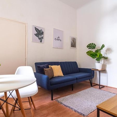 Ferienwohnung Very Central 1-Br Apt With Patio Budapest Exterior foto