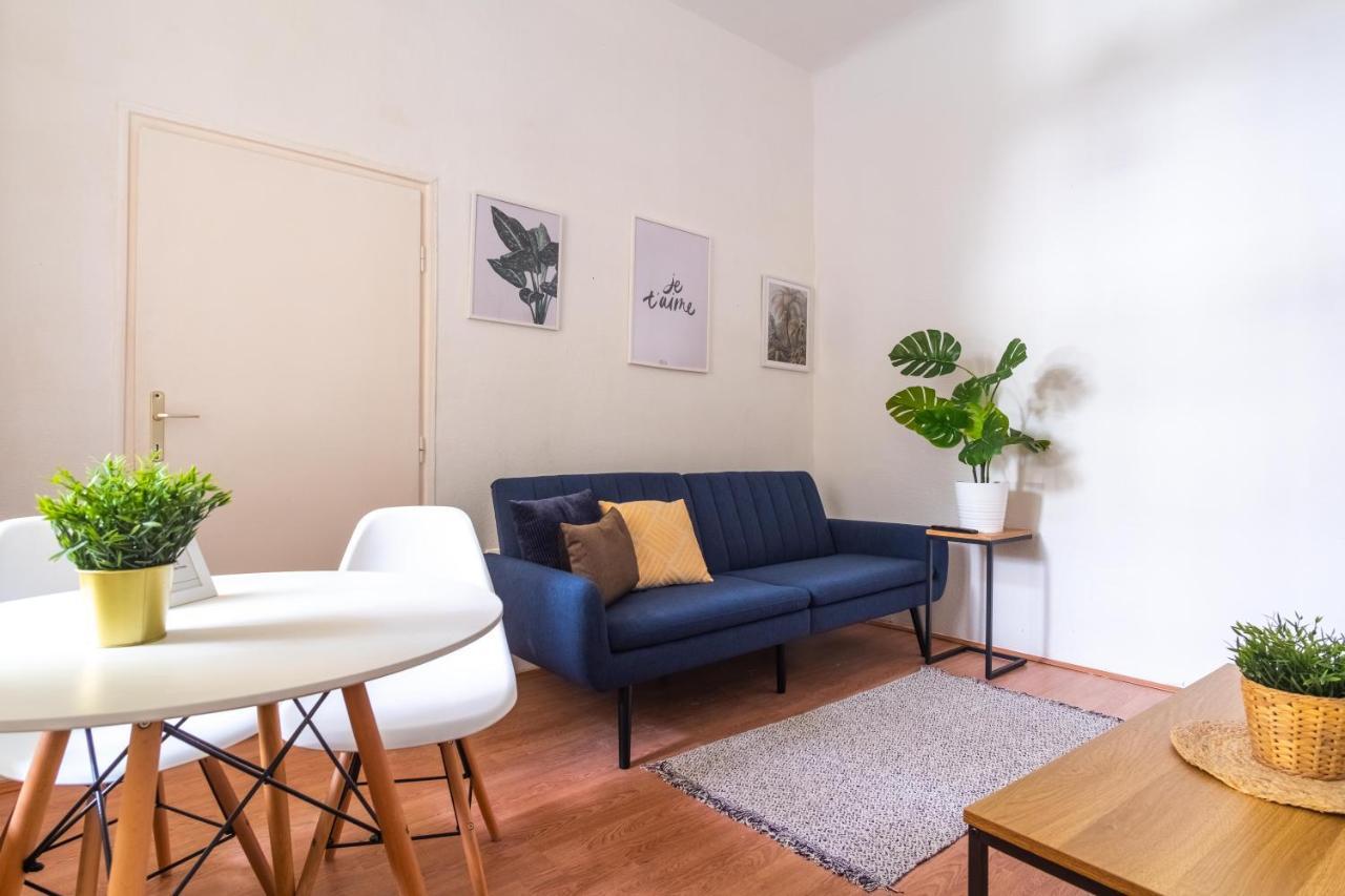 Ferienwohnung Very Central 1-Br Apt With Patio Budapest Exterior foto